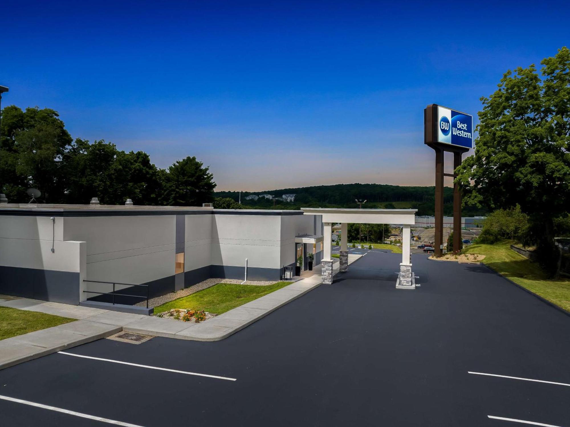 Best Western Niantic - New London, Mystic Area エクステリア 写真