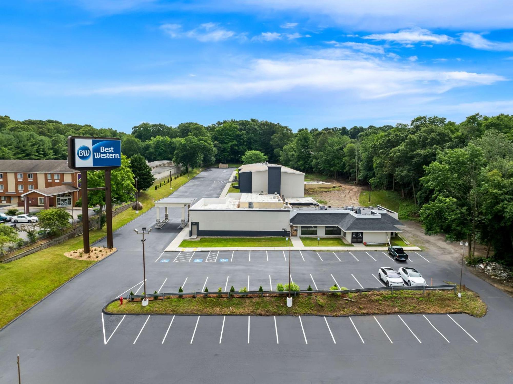 Best Western Niantic - New London, Mystic Area エクステリア 写真